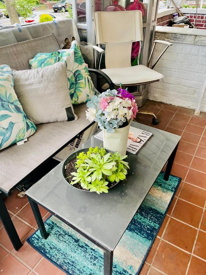 Lga Airport 3 Mins, 3 Bedroom Duplex House, Parking And Private Backyard, 9Mins Subway! New York Exteriör bild