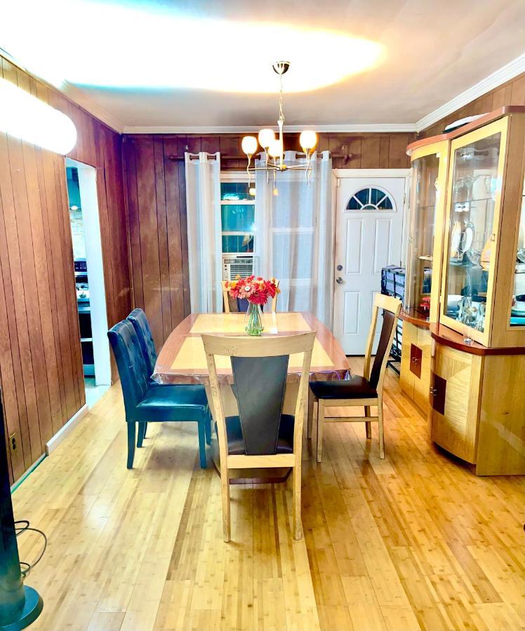 Lga Airport 3 Mins, 3 Bedroom Duplex House, Parking And Private Backyard, 9Mins Subway! New York Exteriör bild