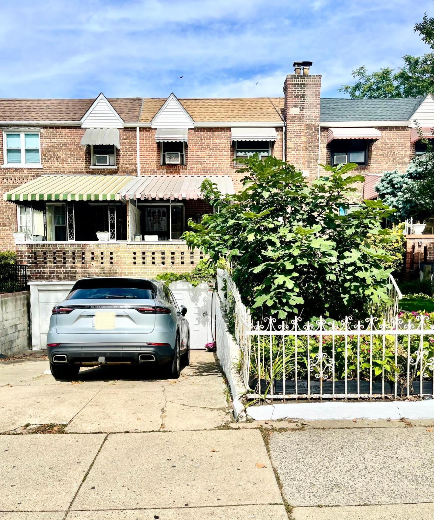 Lga Airport 3 Mins, 3 Bedroom Duplex House, Parking And Private Backyard, 9Mins Subway! New York Exteriör bild